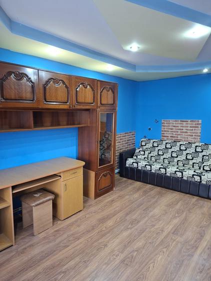 Vand apartament doua camere decomandat - 1