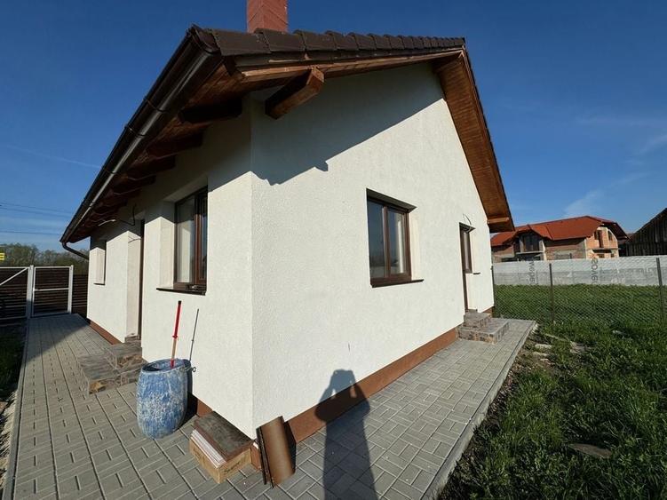 Casă cu 3 camere în Prejmer