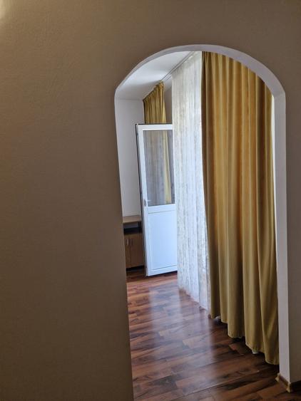 Apartament cu 2 camere semidecomandat în Exterior Vest