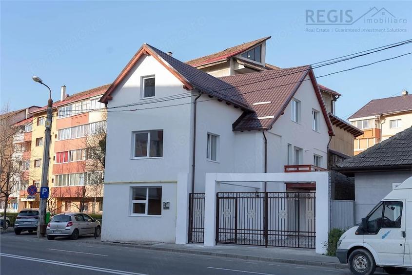 Spațiu comercial, de 300 mp, în Noua
