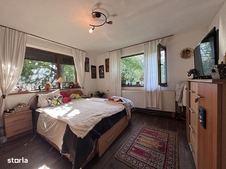 Vanzare casa in Pucioasa, Dambovita - 4 camere - teren 5.808 mp - 3
