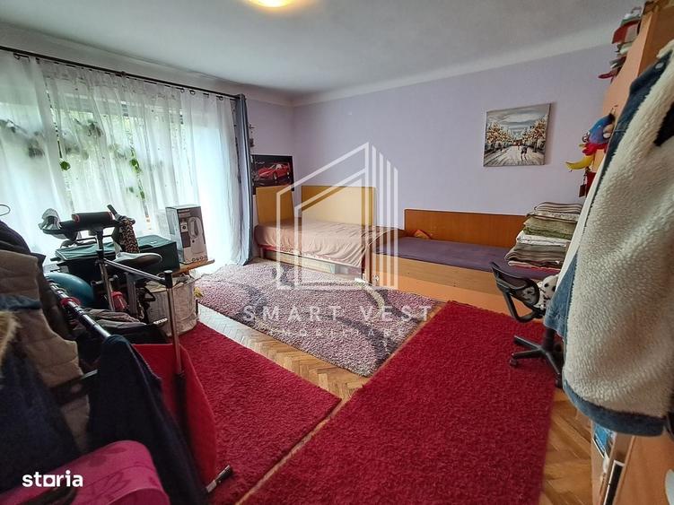 Apartament cu 4 camere în Botizului