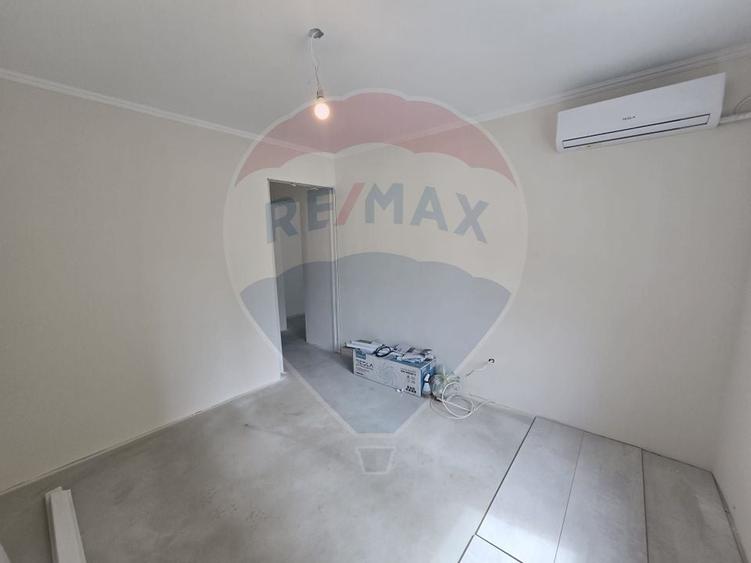 Apartament cu 2 camere semidecomandat în Crângași