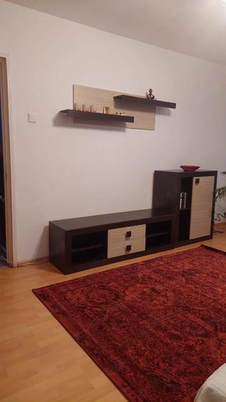 Apartament cu 2 camere decomandat în Drumul Taberei