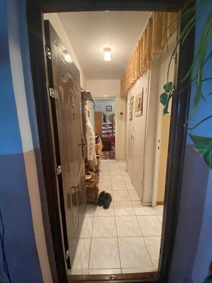 Vand Apartament 2 Camere Craiovita Noua (Zona Segarcea) - 2