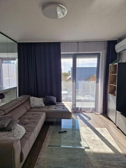 Apartament cu 2 camere decomandat, mobilat în Pipera