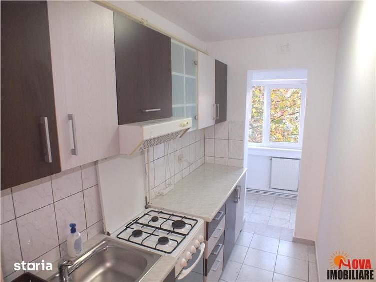 Garsonieră decomandată în Astra