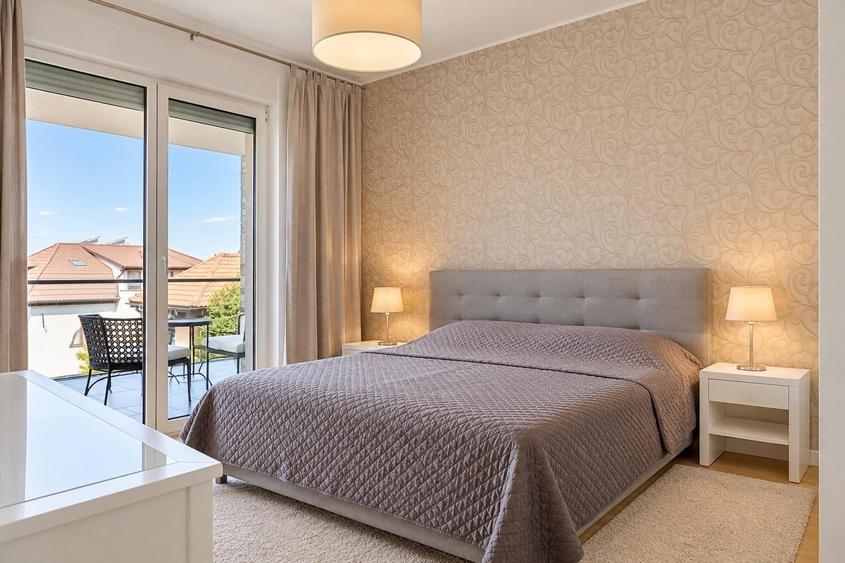 Apartament cu 2 camere semidecomandat, mobilat în Băneasa
