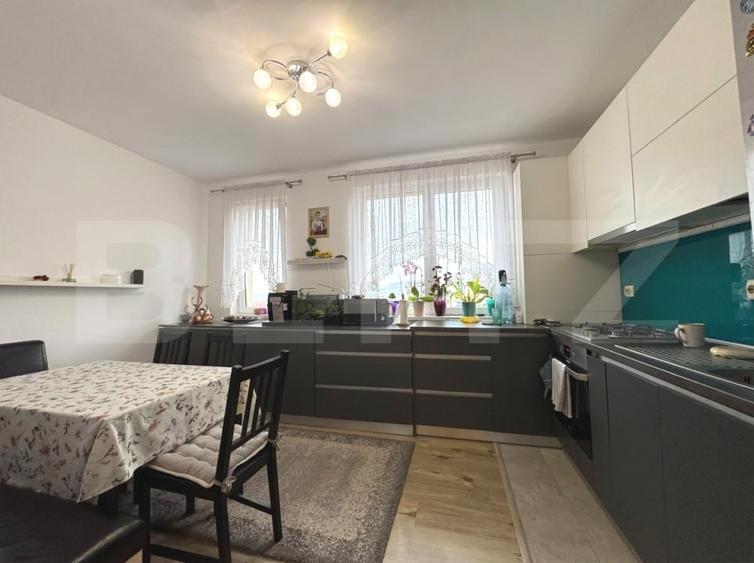 Apartament cu 2 camere decomandat, mobilat în Florești