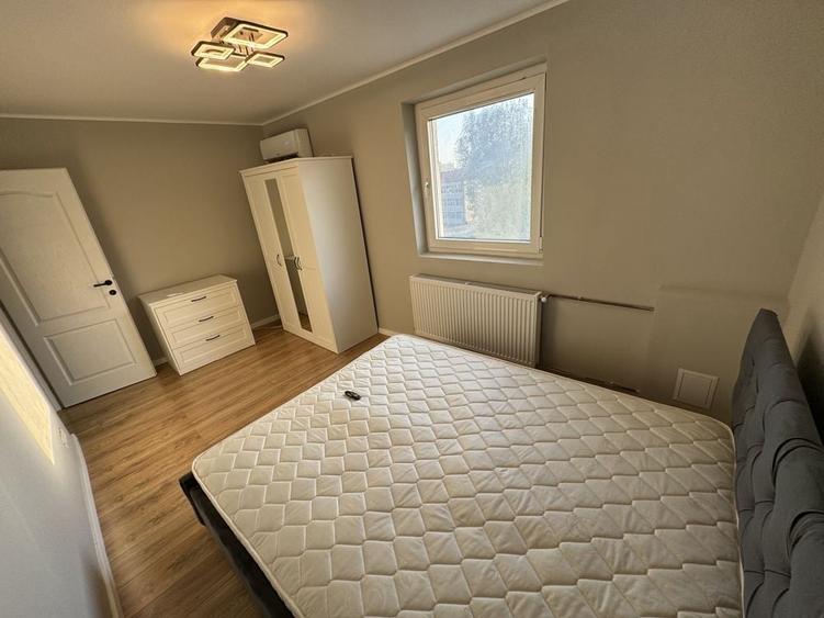 Apartament cu 2 camere decomandat în Complex Studențesc