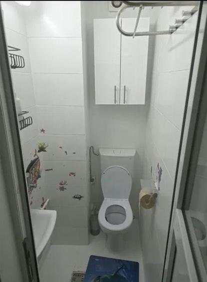 Apartament cu 2 camere nedecomandat în Podu Roș