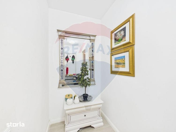 Casă cu 3 camere cu Teren 100 Mp în Pipera