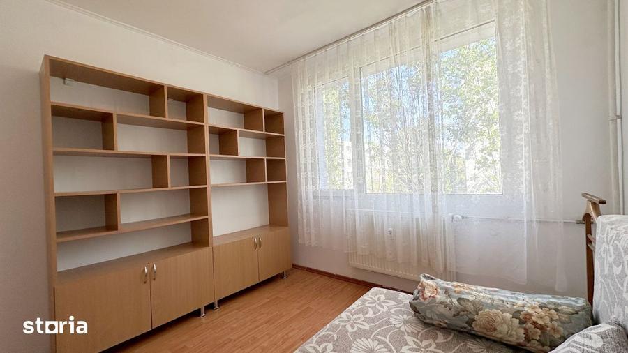Apartament cu 4 camere decomandat, mobilat în Drumul Taberei