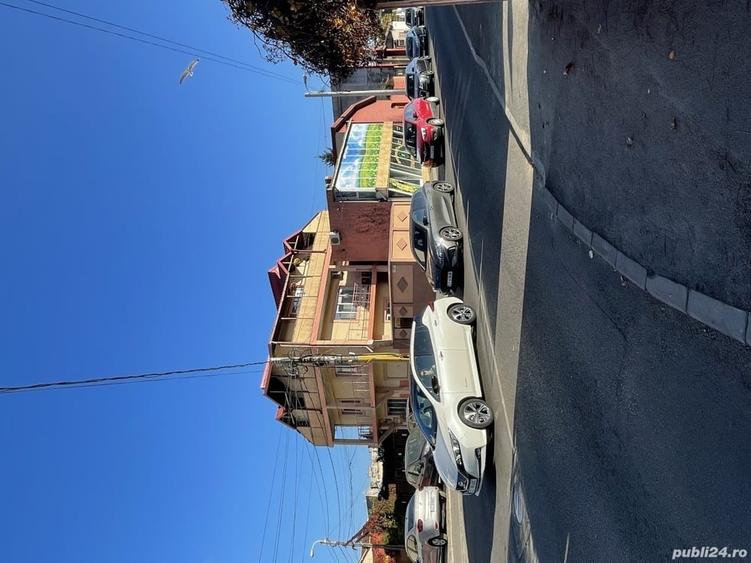 Casă cu 6 camere în Casa de Cultură