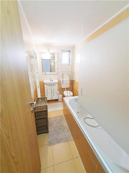 Apartament cu 4 camere decomandat, mobilat în Circumvalațiunii