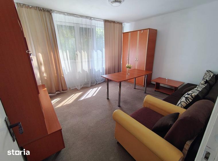 Apartament cu 2 camere decomandat în Timpuri Noi