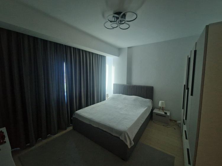 Apartament cu 2 camere semidecomandat în Palazu Mare