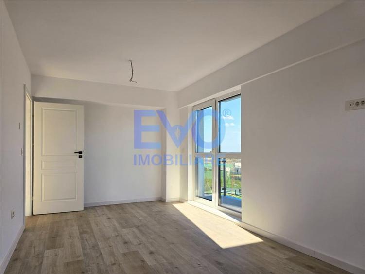 Apartament cu 2 camere decomandat în Galata