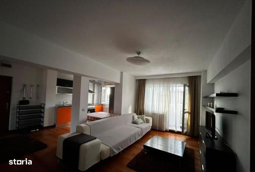 Apartament cu 2 camere semidecomandat în Calea Călărașilor
