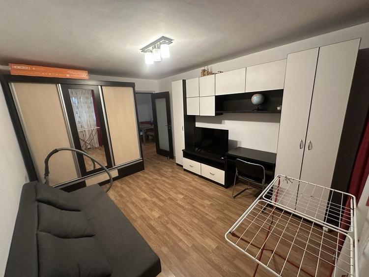 Apartament cu 2 camere decomandat în Lujerului