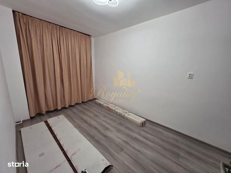 Apartament cu 4 camere decomandat în Girocului