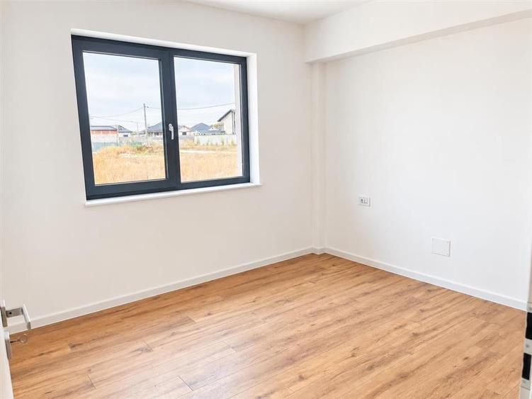 Apartament cu 2 camere decomandat în Cârcea