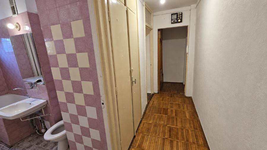 Garsonieră decomandată în Complex Studențesc