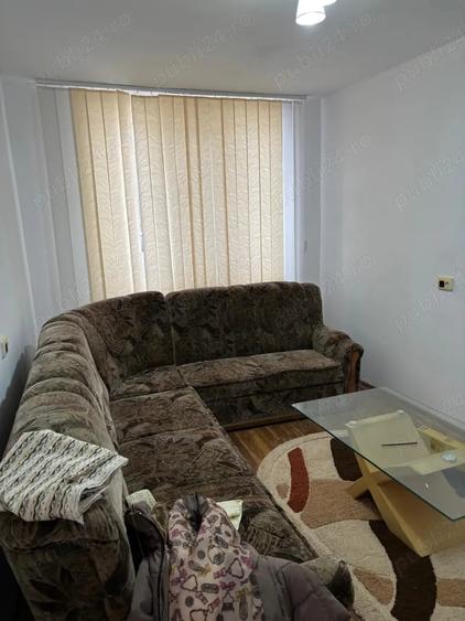 Apartament cu 2 camere semidecomandat în Ostrovu Corbului