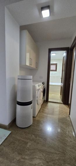 Apartament cu 3 camere decomandat, mobilat în Micro 6