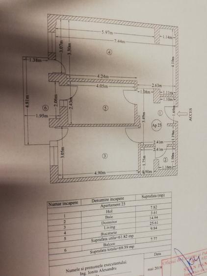 Apartament cu 3 camere decomandat în Central