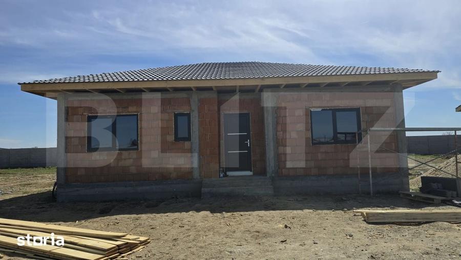 Casă cu 3 camere cu Teren 550 Mp în Lazuri