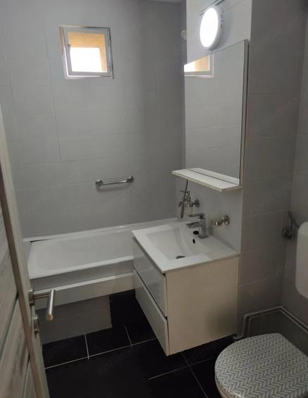Apartament cu 2 camere decomandat în Bucovina