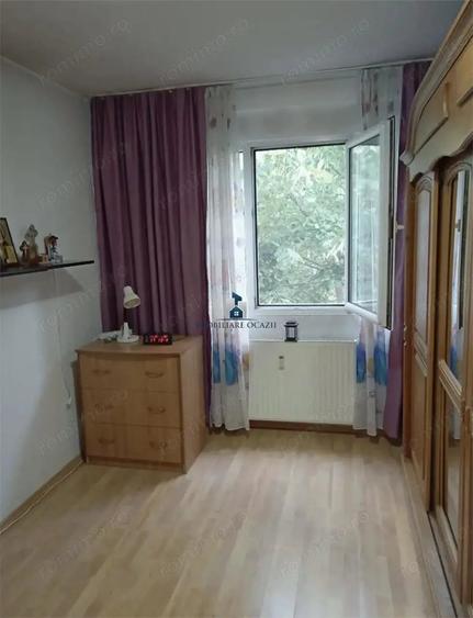 Vanzare Apartament 3 Camere Semidecomandat Berceni-Al.Ciceu - 1
