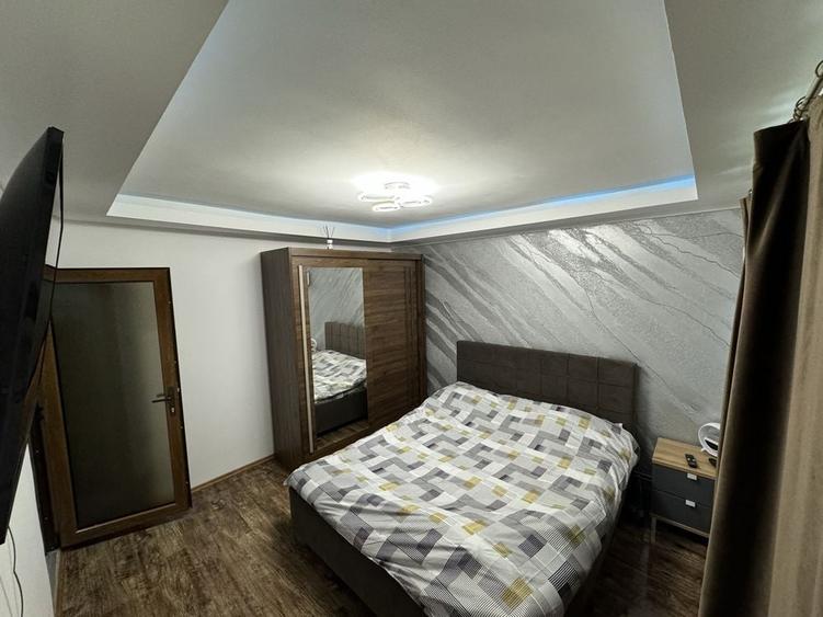 Apartament cu 2 camere decomandat în Horezu