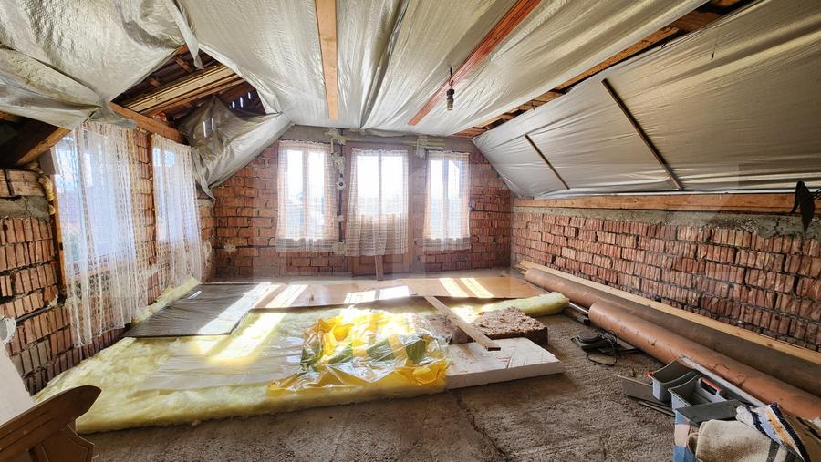 Casă individuală cu 3 camere cu Teren 970 Mp în Sântana de Mureș