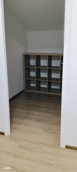 Apartament cu 4 camere în Central