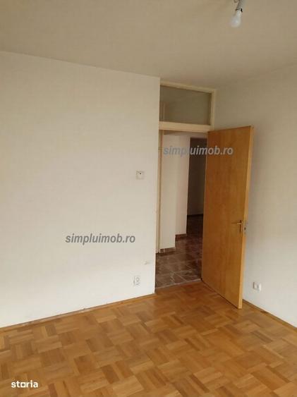 Apartament cu 3 camere în Vitan