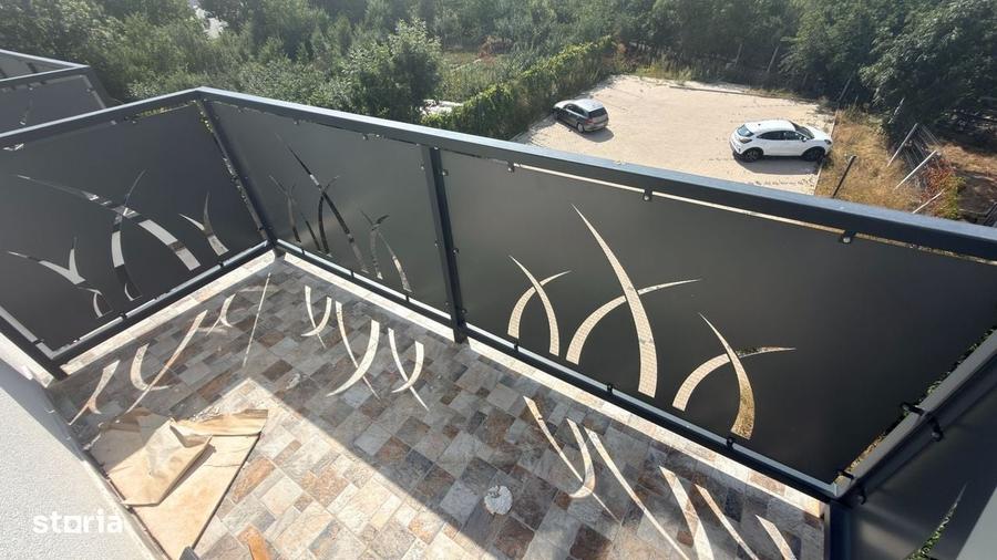 Apartament cu 3 camere decomandat în Turnișor