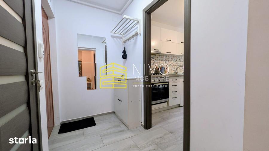 Apartament cu 2 camere decomandat în 22 Decembrie 1989