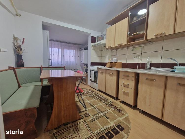 Apartament cu 2 camere decomandat în Sud