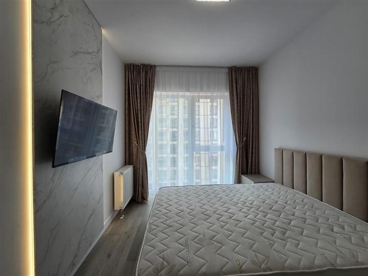 Apartament cu 2 camere decomandat în Podu Roș