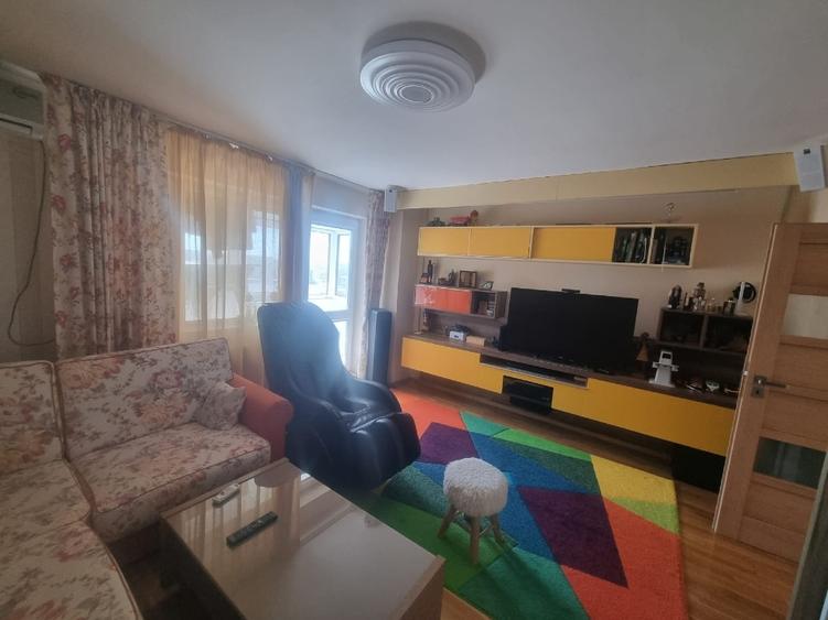 Apartament cu 2 camere decomandat, mobilat în Energia