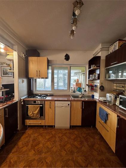 Apartament cu 2 camere decomandat, mobilat în Canta