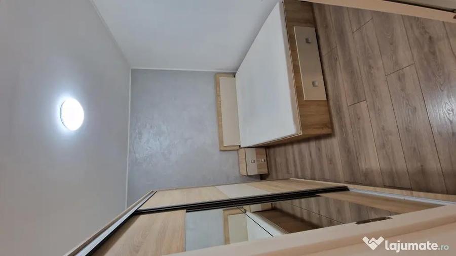 Garsonieră decomandată în Exterior Vest