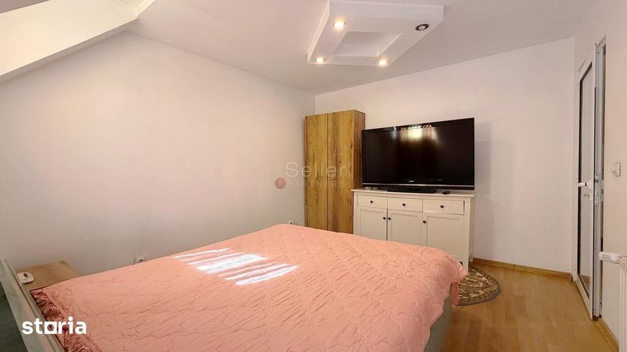 Apartament cu 3 camere în Schei