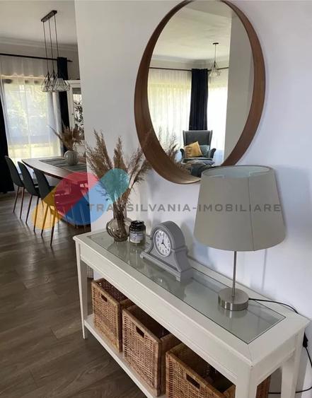 Casă individuală cu 4 camere cu Teren 440 Mp în Dezmir