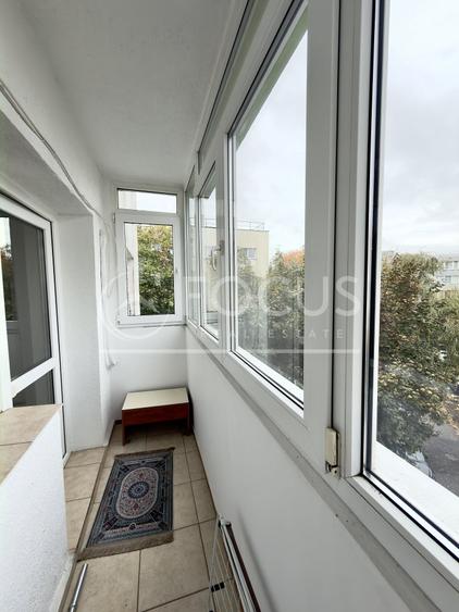 Apartament cu 2 camere semidecomandat, mobilat în Aviației