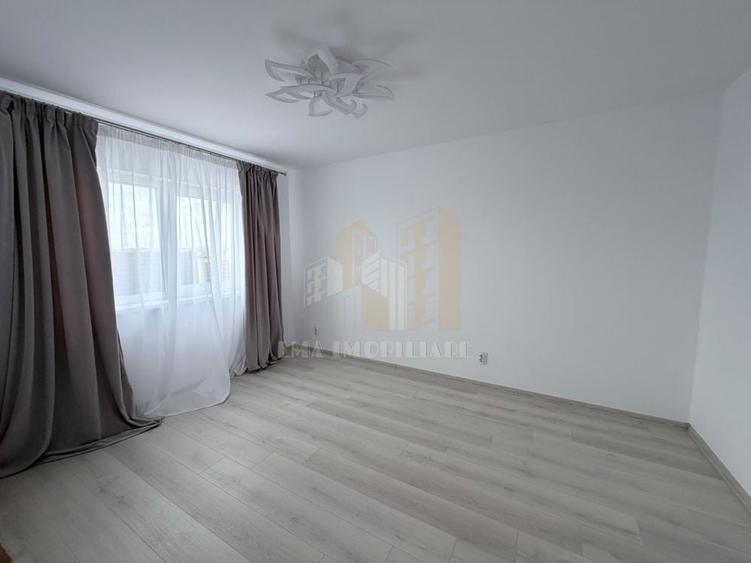 Casă individuală cu 3 camere cu Canalizare în Sânpetru
