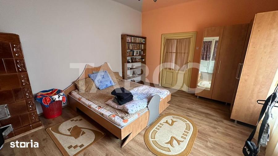 Casă cu 5 camere cu Teren 800 Mp în Turnișor