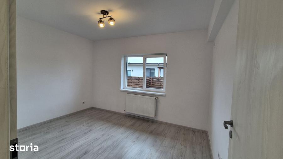 Casă cu 3 camere cu Teren 180 Mp în Rahova
